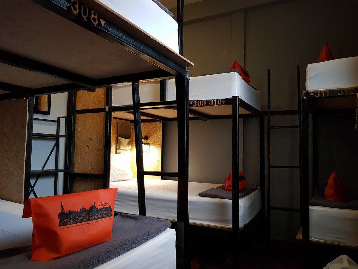 Hostel Bangkok Bed And Bike Exterior foto